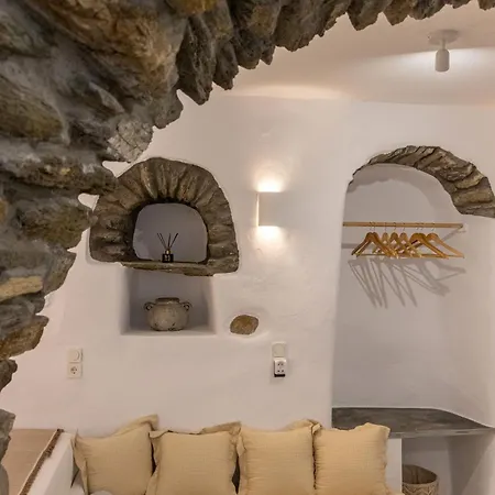 Holiday home Adamma Tinos *